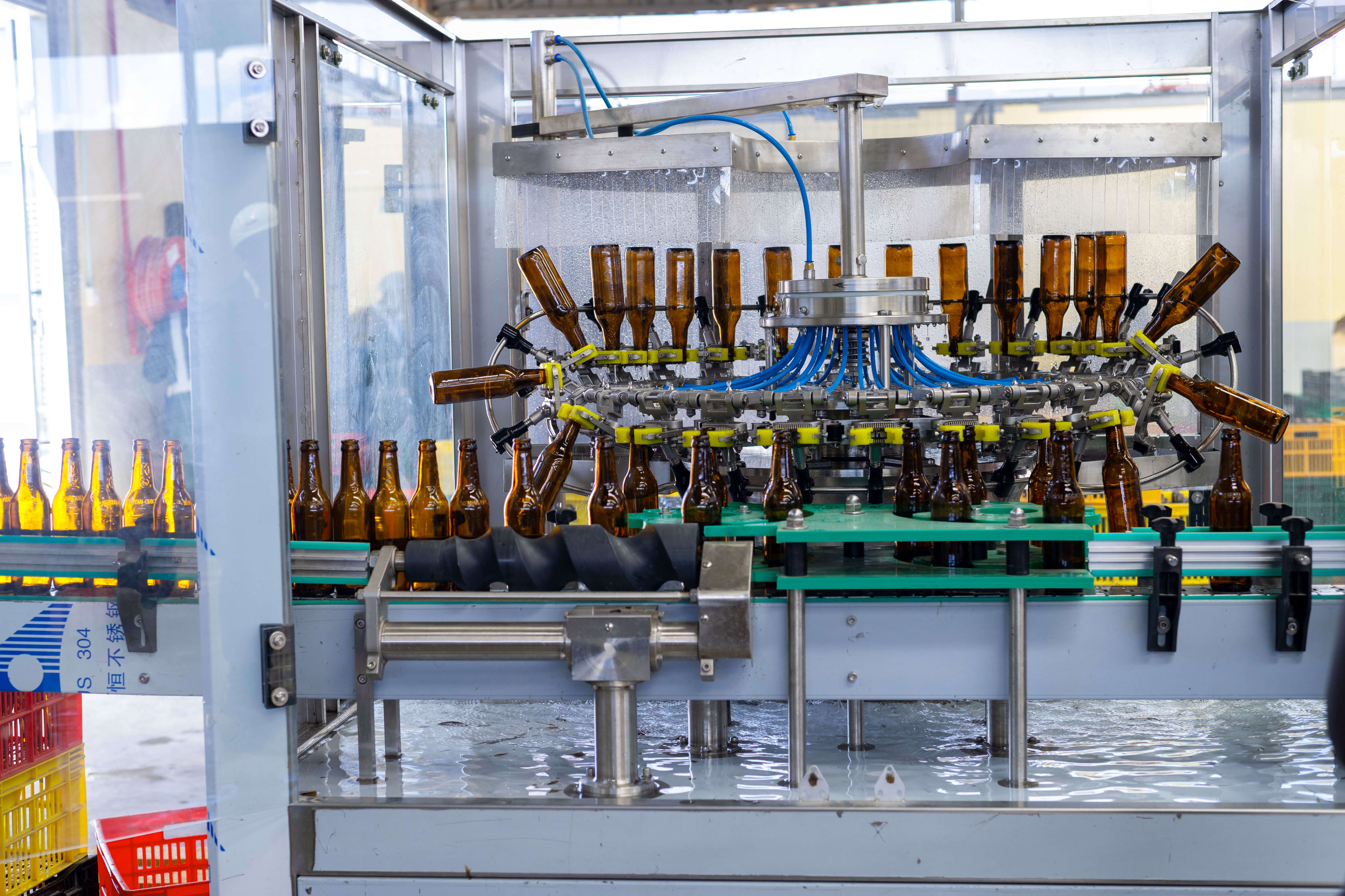 Professional Glass Bottle Washing